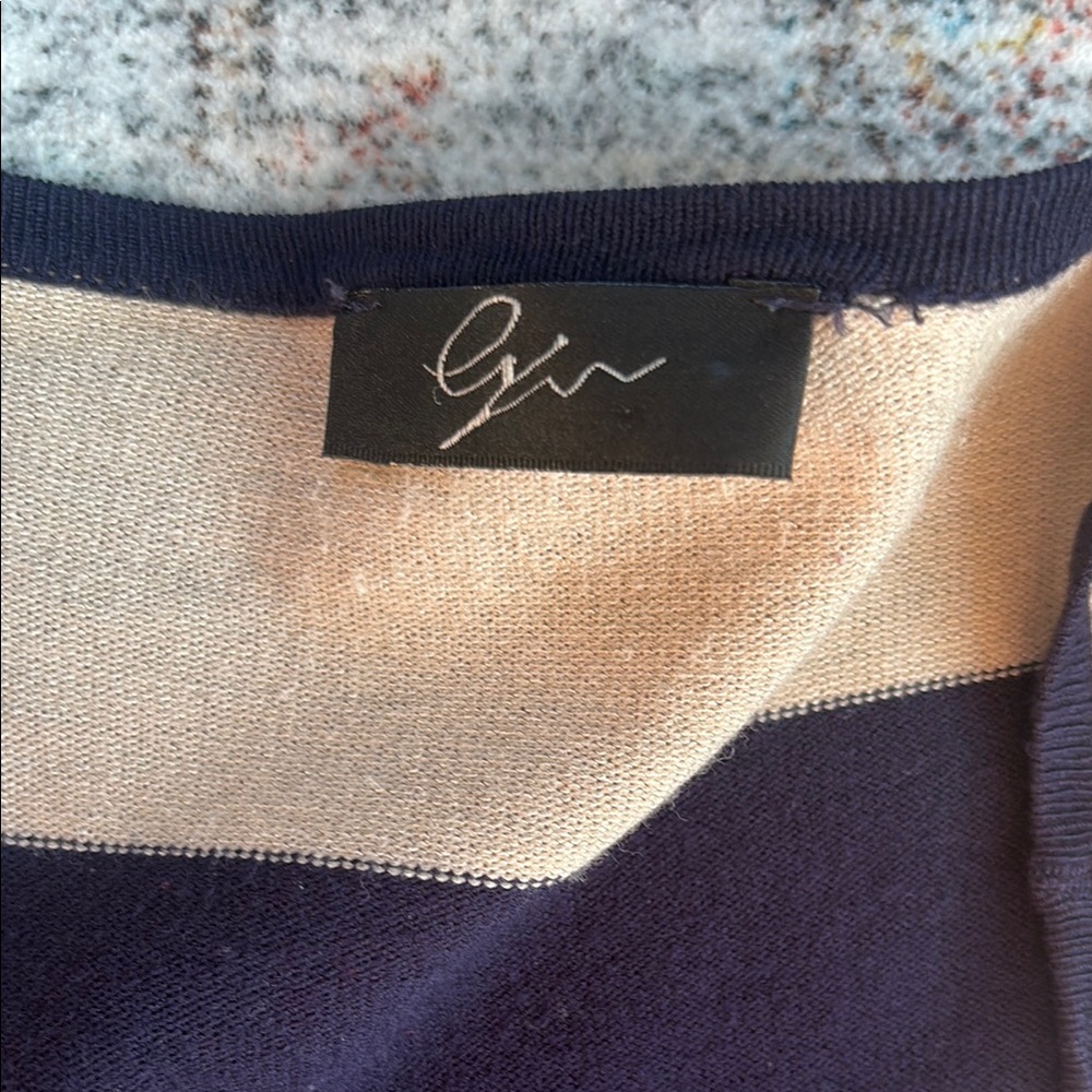 Elegant Navy and Tan Striped Women's Cardigan - Picture 2 of 4